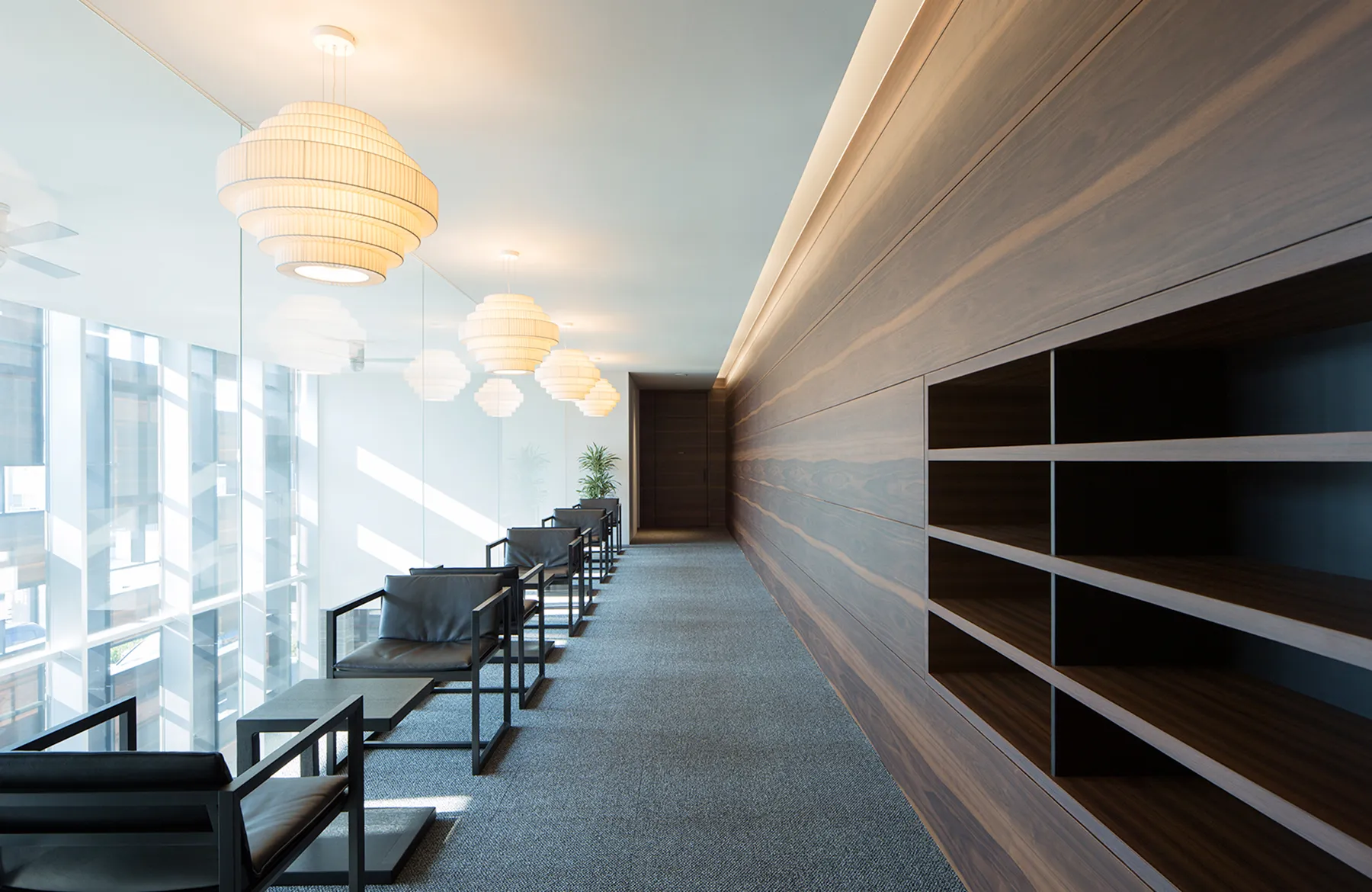 03 患者さまにやさしい医院設計を行っています